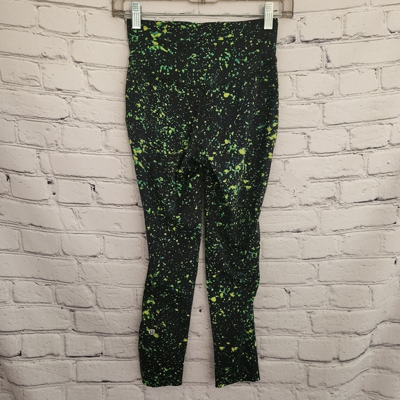 Lululemon Base Pace Leggings - Picture 6 of 8